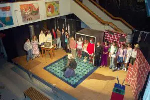 umtheater04-033